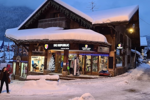 Ski Republic Centre Station Morz'na Sport